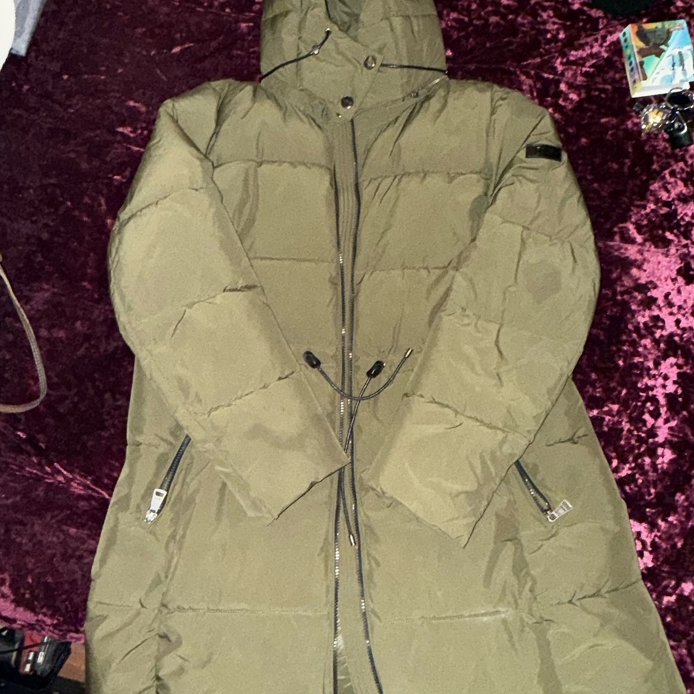DKNY Olive Puffer Jacket with Hood